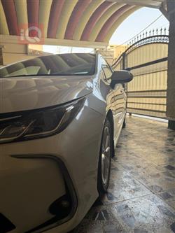 تۆیۆتا کۆرۆلا